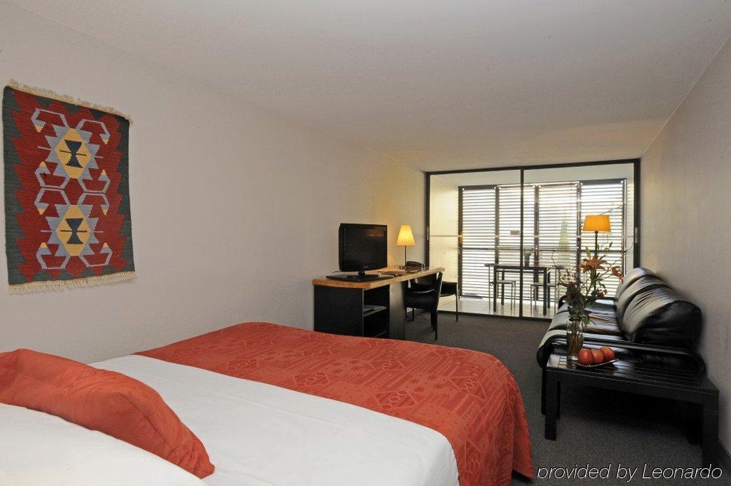 Hotel Cloitre Saint Louis Авиньон Стая снимка